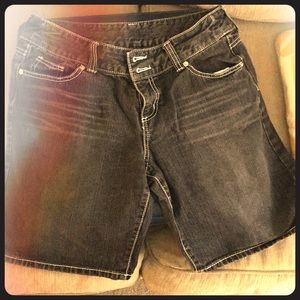 Stone washed black jeans